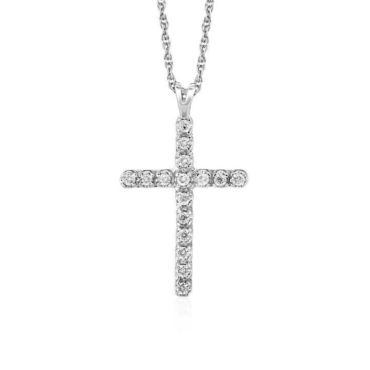 Colgante de cruz con diamantes en plata de ley