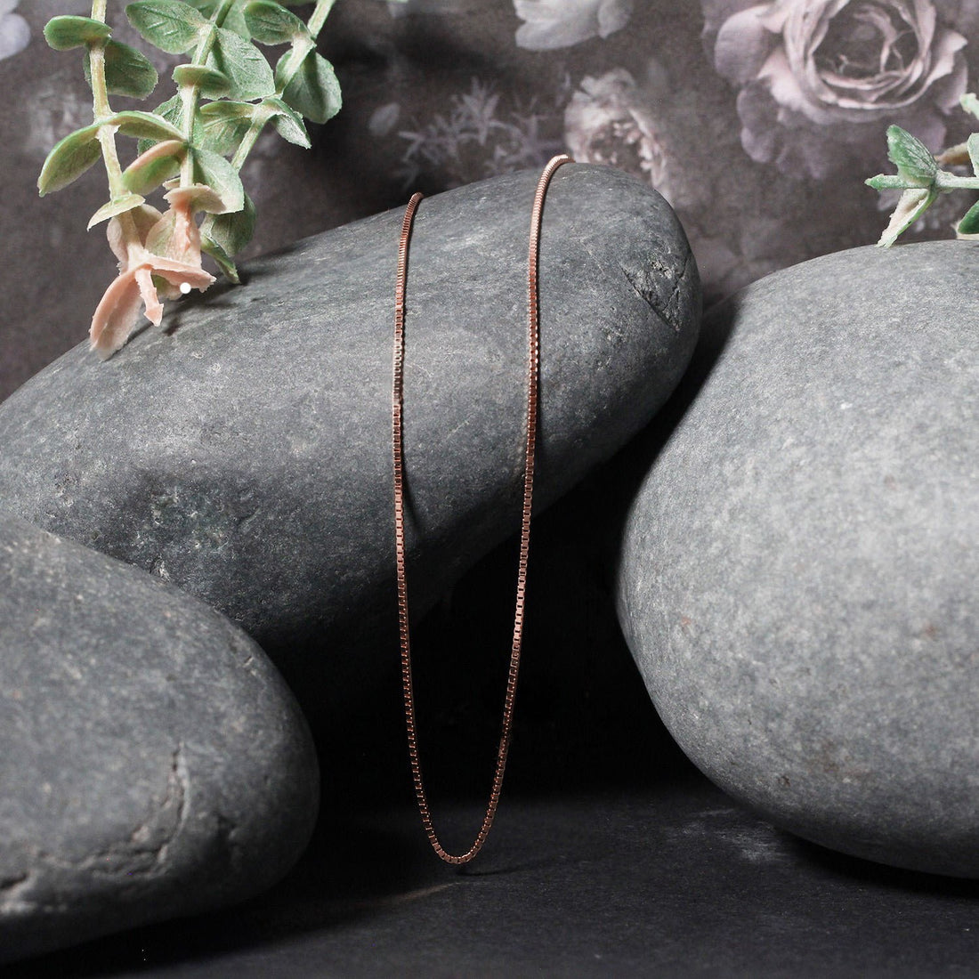 Cadena clásica de oro rosa de 14 k (0,73 mm)