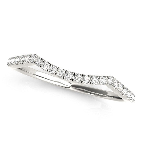 Alianza de boda curvada de oro blanco de 14 k con pavé de diamantes (1/8 ct)