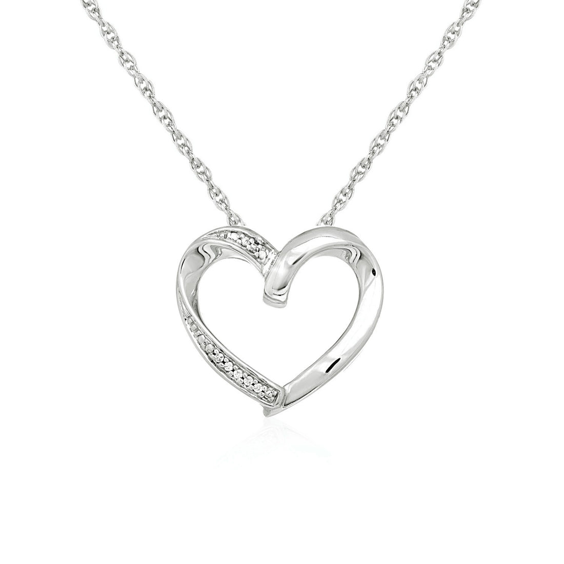 Colgante de corazón abierto con diamantes en plata de ley