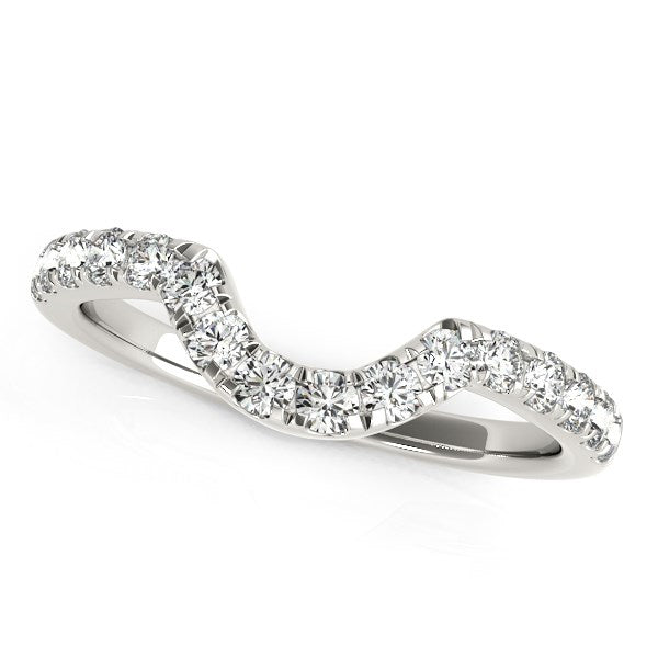 Alianza de boda de oro blanco de 14 k con diamantes curvados (3/8 ct)