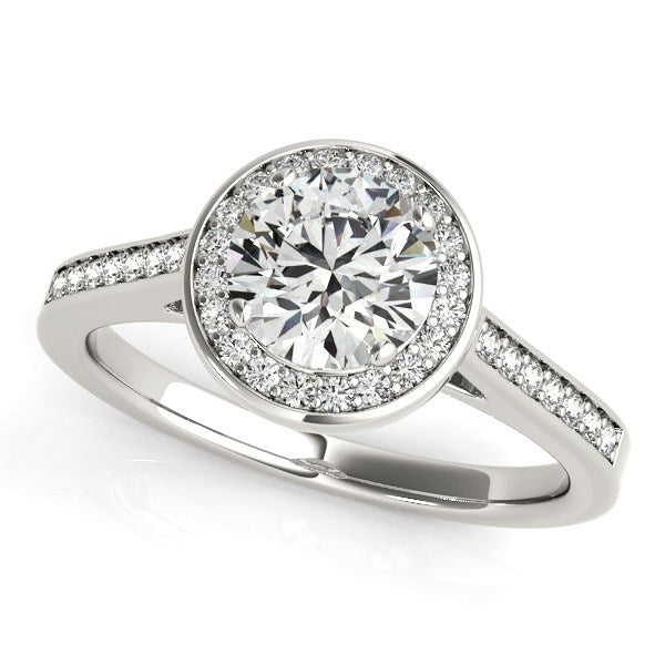 Anillo de compromiso de oro blanco de 14 k con halo de diamantes redondos (1 1/4 ct)