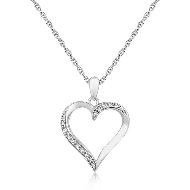 Colgante de corazón abierto trenzado en plata de ley con detalles de diamantes (0,04 ct)